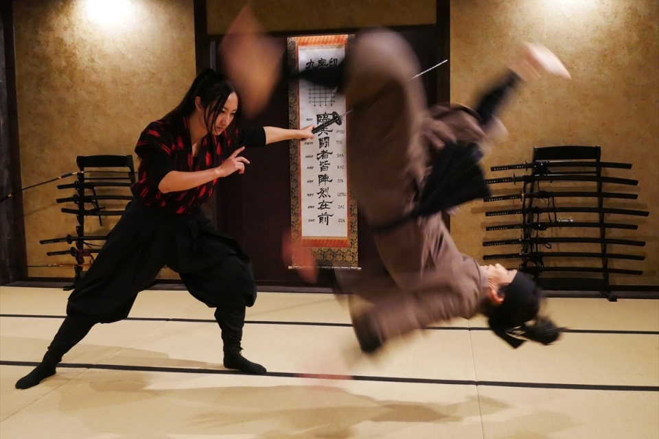 伊賀の忍者が京都に舞い戻る「伊賀流忍者劇と手裏剣体験」　写真1